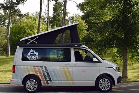 location van 5 places Trekker