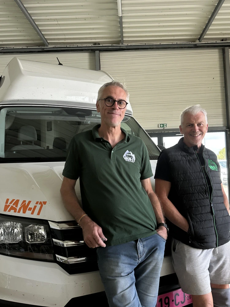 Anthony & Alain, responsable de l’agence VAN-IT